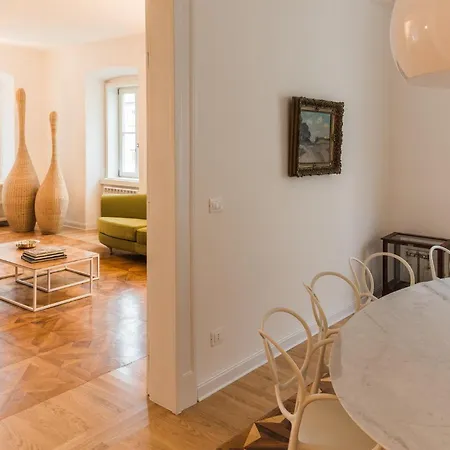 Viandantehome, Luxury Affittacamere Trieste