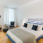 Viandantehome, Luxury