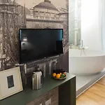 Viandantehome, Luxury Trieste