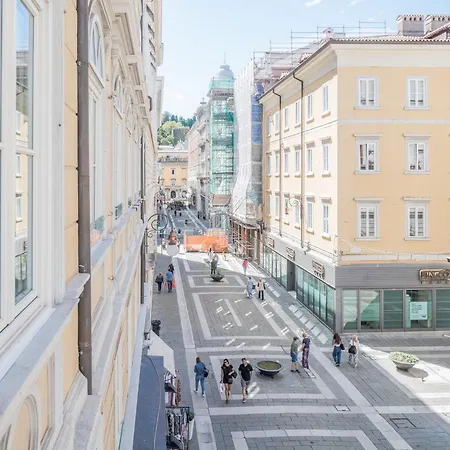 Affittacamere Viandantehome, Luxury Trieste