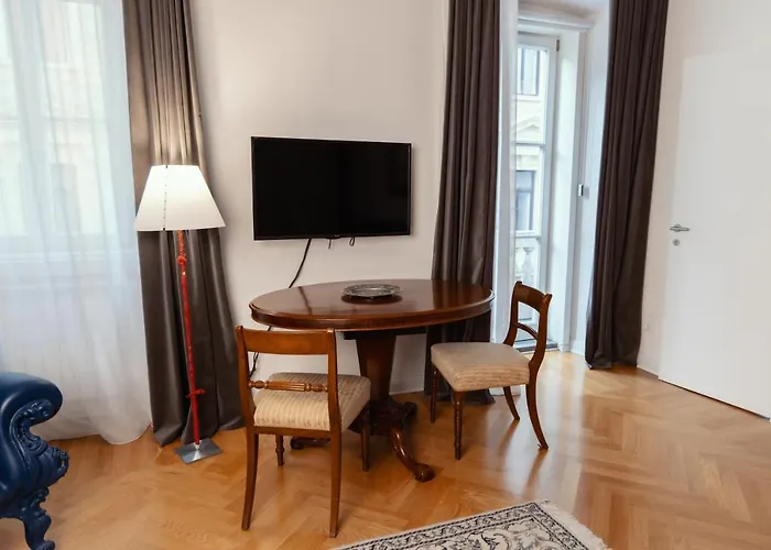 ゲストハウス Viandantehome, Luxury 4*